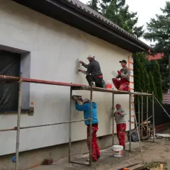 Jaki tynk na elewację: silikatowy czy silikonowy - co wybrać?