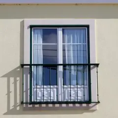Montaż balkonu francuskiego przed czy po elewacji - poznaj najlepsze rozwiązanie