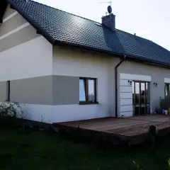 Kiedy malować elewację? Sprawdź optymalny czas i czynniki wpływu