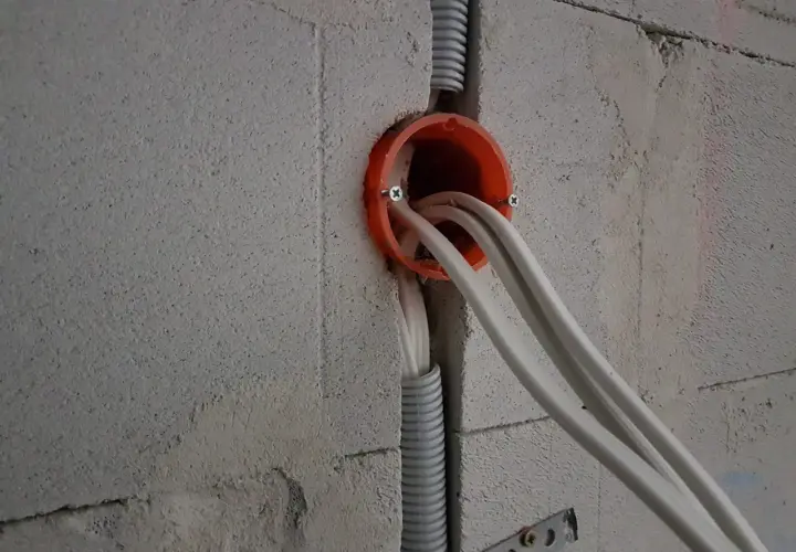 Jak wybrać idealny kabel do instalacji elektrycznej? Poradnik