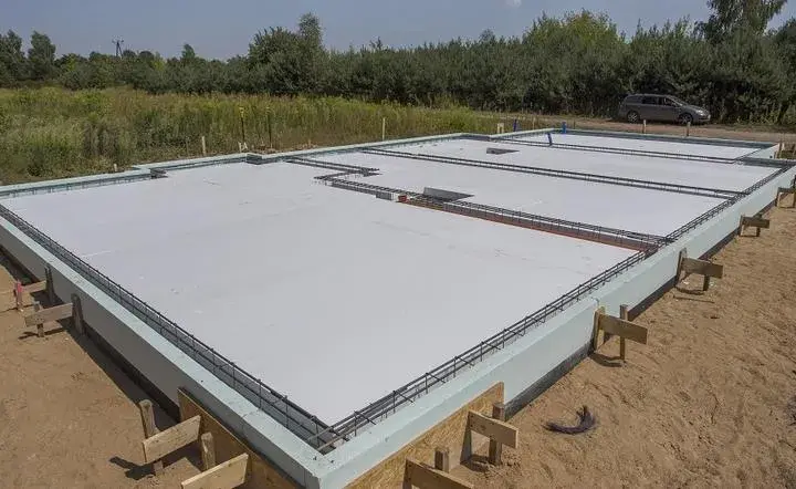 Styrodur pod płytę fundamentową: klucz do efektywnej izolacji