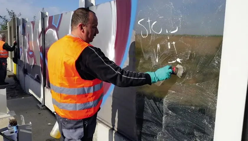 Powłoki Antygraffiti: Ochrona przed Graffiti