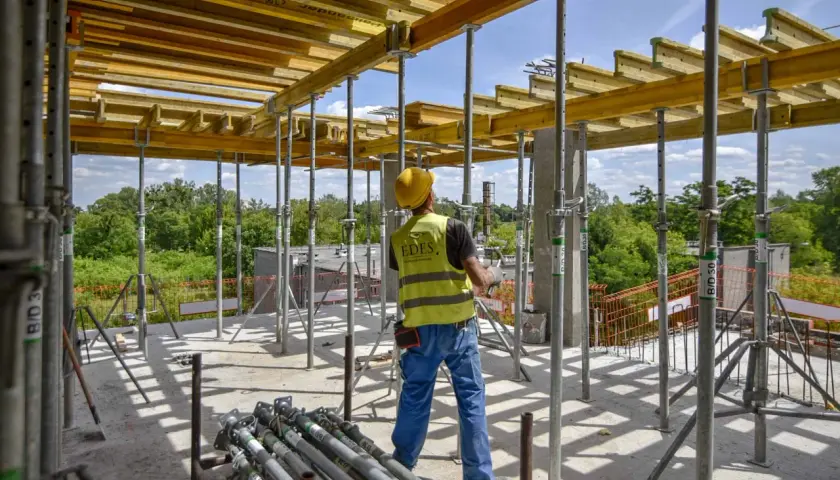 Kiedy zdjąć szalunek: klucz do bezpiecznej konstrukcji betonowej
