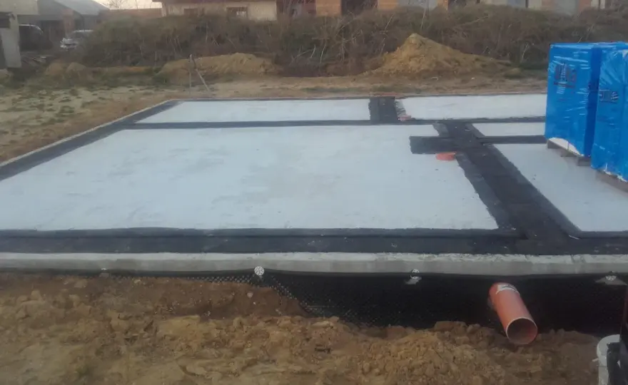 Płyta fundamentowa czy tradycyjny fundament - co wybrać?